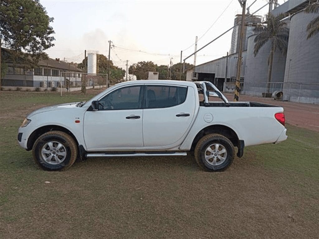 mitsubishi-l200-triton-leilao-veiculos-oportunidade-investir-renda-extra