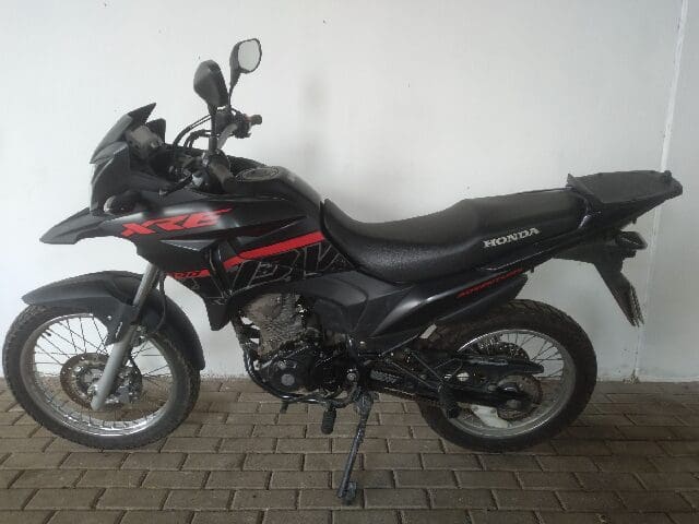 honda-xre-leilao-moto-banco-pan