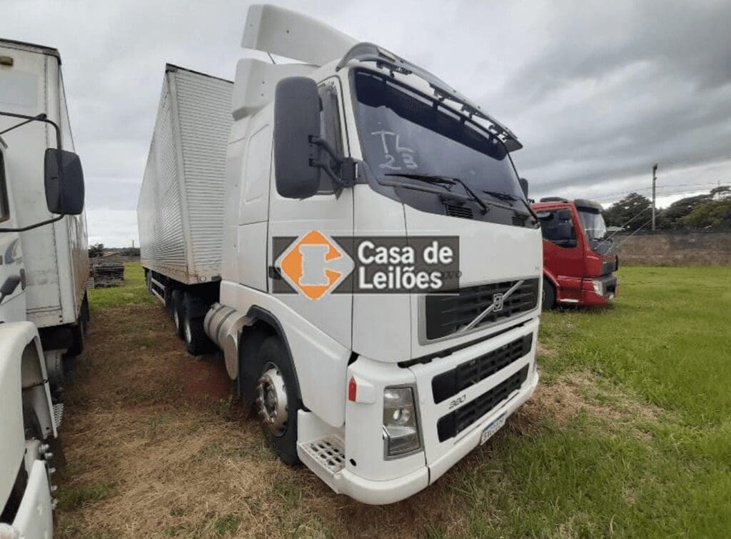 caminhao-volvo-leilao-veiculos-oportunidade-investir-renda-extra