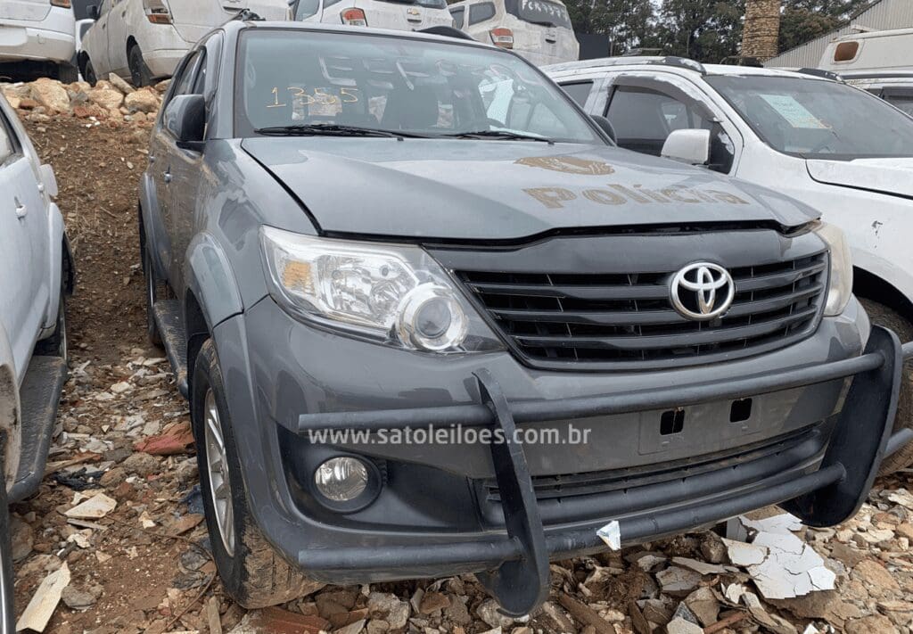 hilux-leilao-veiculos-oportunidade-investir-renda-extra