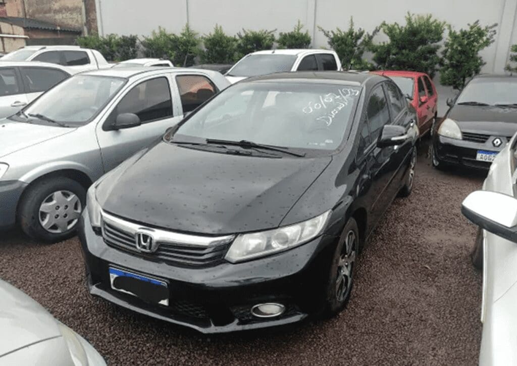 honda-civic-leilao-veiculos-oportunidade-investir-renda-extra