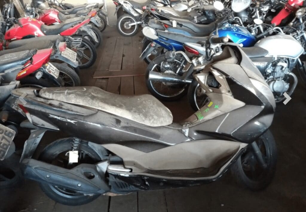 honda-pcx-leilao-moto-oportunidade-investir-renda-extra