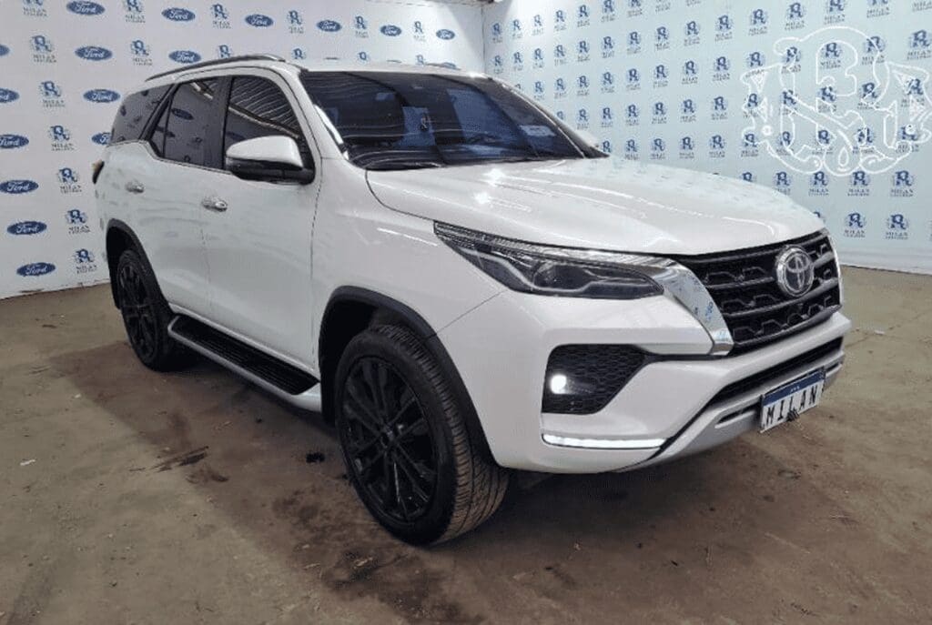 toyota-hilux-leilao-veiculos-oportunidade-investir-renda-extra b