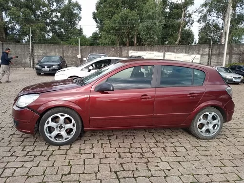 gm-vectra-hatch-oportunidade-investimento-claudio-kuss-financiamento