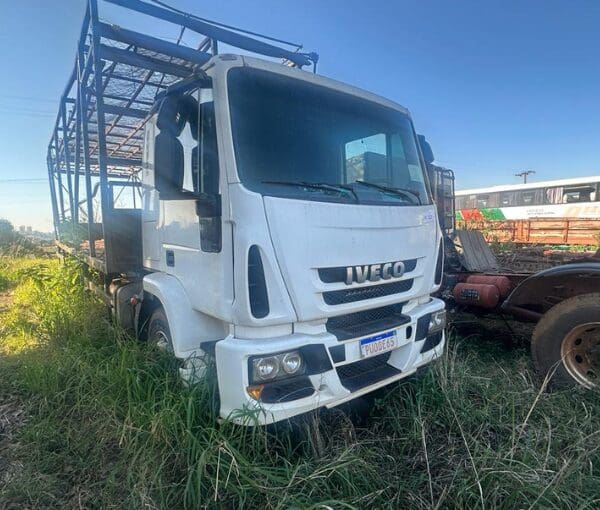 IVECO-TECTOR-2013-OPORTUNIDADE-CAMINHÃO-LEILÃO-DESCOMPLICADO-SENAD-APREENDIDOS-DOCUMENTAÇÃO