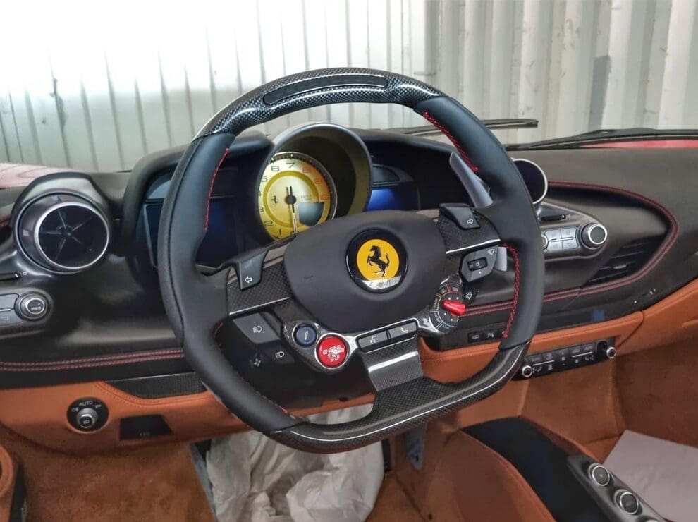 ferrari-leilao-veiculos-oportunidade-renda-extra