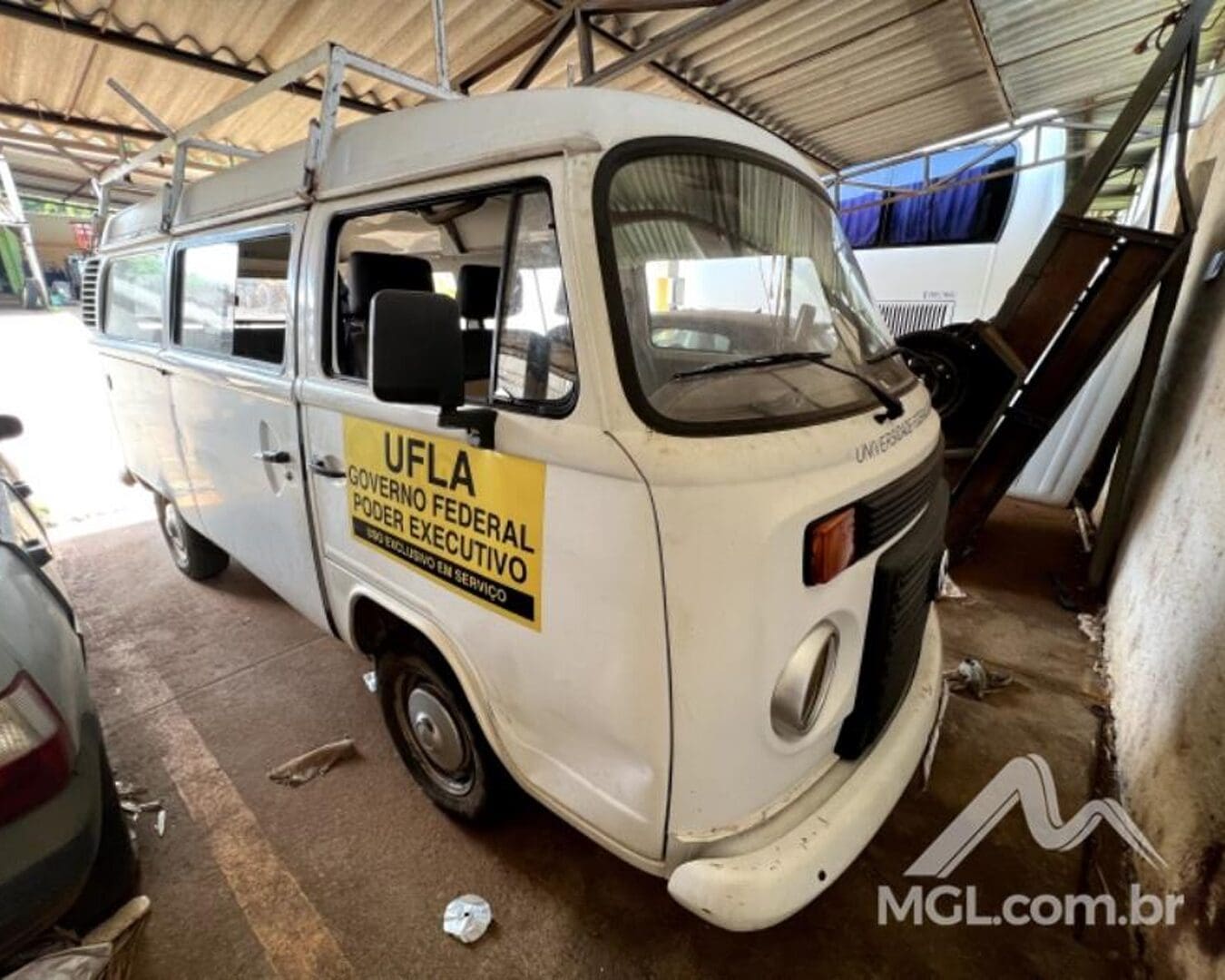 kombi-leilao-veiculos-oportunidade-investir-renda-extra