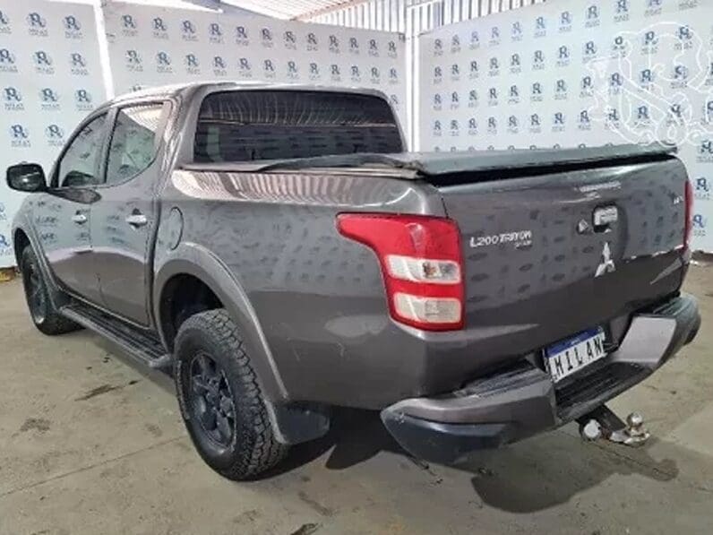 l200-triton-leilao-veiculos-oportunidade-investir-renda-extra