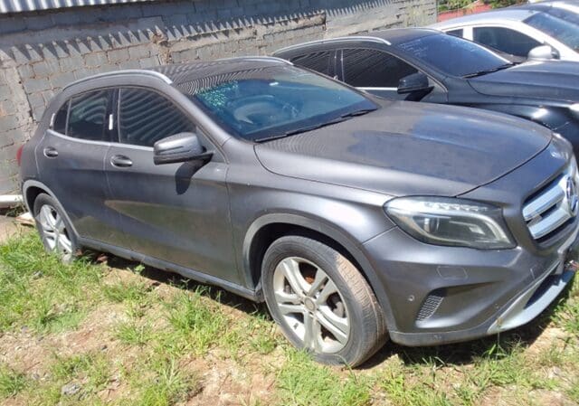 mercedes-benz-gla-leilao-veiculos-oportunidade-investir-renda-extra