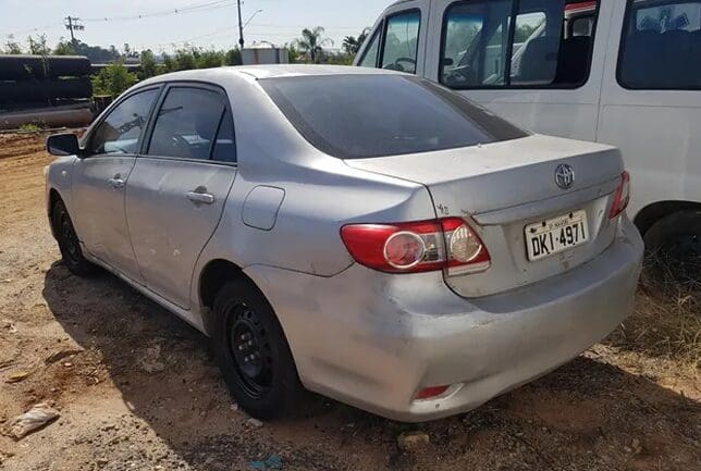 toyota-corolla-leilao-veiculos-oportunidade-investir-renda-extra