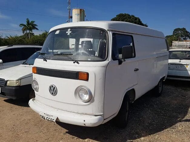 1 kombi-leilao-veiculos-oportunidade-investir-renda-extra