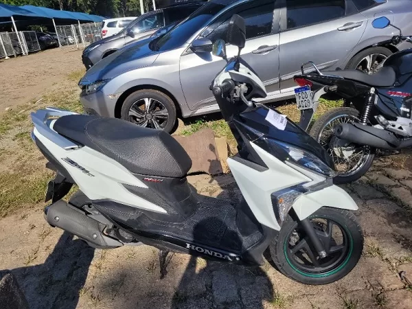 honda-elite-125-moto-oportunidade-leilão-descomplicado-milan-leilões-investimento-recuperado-financiamento