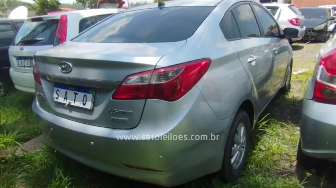 hyundai-elantra-leilao-veiculos-seminovos