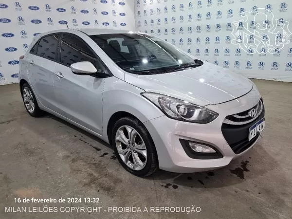 hyunda-i30-1.8-gasolina-oportunidade-leilão-descomplicado-milan-leilões-financiamento-investimento-recuperado