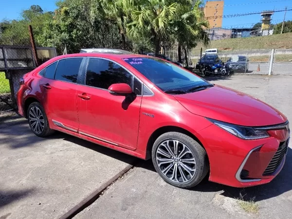 toyota-corolla-hybrid-leilao-veiculos-retomados-finaciamento