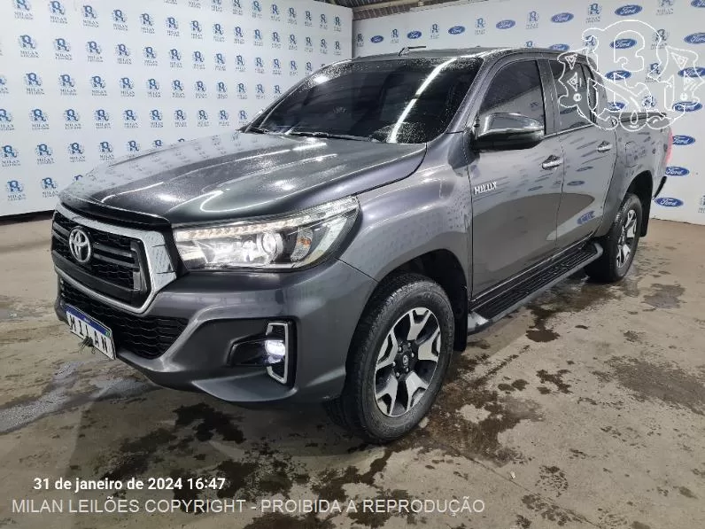 hilux-srx-2.8-toyota-oportunidade-leilão-descomplicado-investimento-recuperado-financiamento-milan-leilões