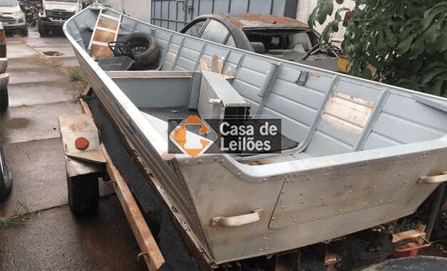 barco-leilao-veiculos-oportunidade-investir-renda-extra