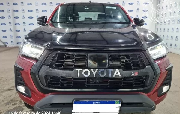 toyota-hilux-grs-4x4-leilao-caminhonete