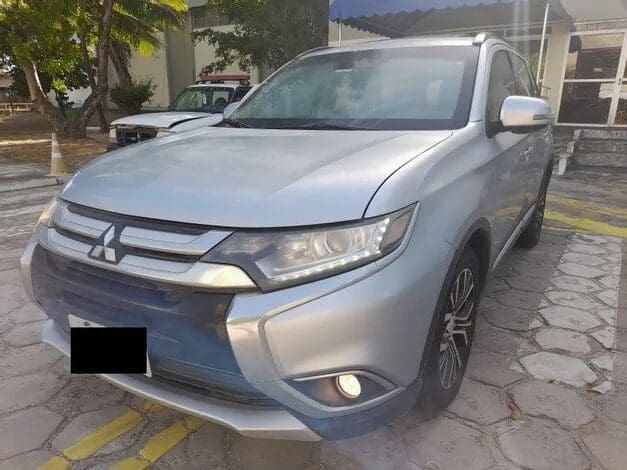 mitsubishi-outlander-leilao-caminhao-veiculos-oportunidade-investimento-renda-extra