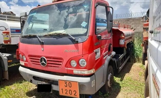 caminhao-mercedes-leilao-veiculos-oportunidade-investir-renda-extra