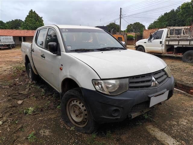 l200-triton-leilao-veiculos-oportunidade-investir-renda-extra