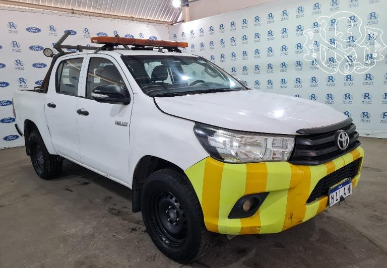 hilux-leilão-veículos-oportunidade-investir-renda-extra