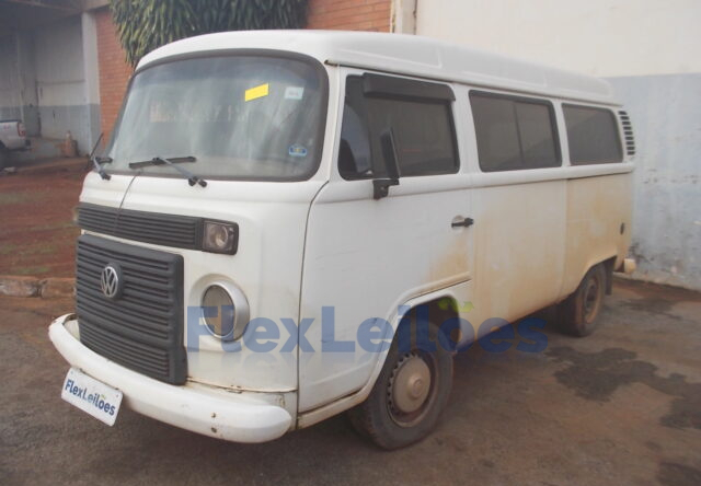 kombi-leilao-veiculos-oportunidade-investir-renda-extra-