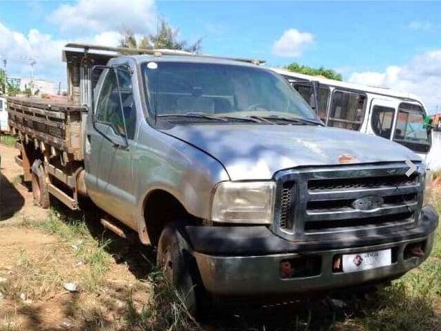 ford-f4000-leilao-veiculos-oportunidade-investir-renda-extra