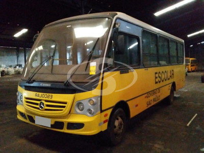 micro-onibus-mercedes-leilao-veiculos-oportunidade-investir-renda-extra