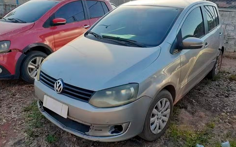 volkswagen fox no leilão detran