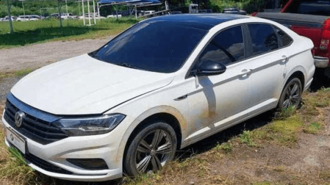 volkswagen jetta rline no leilão