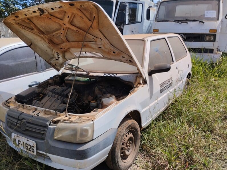 fiat-uno-leilao-veiculos-oportunidade-investir-renda-extra
