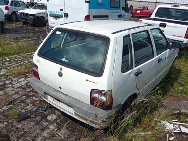 fiat-uno-leilao-veiculos-oportunidade-investir-renda-extra
