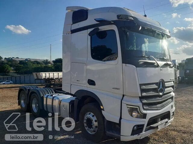 caminhao-actros-leilao-veiculos-oportunidade-investir-renda-extra
