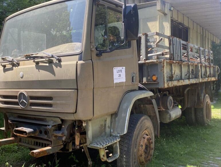 caminhão-militar-atego-4x4-leilao-marinha-brasil