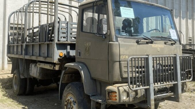 caminhão-militar-atego-4x4-leilao-marinha-brasil