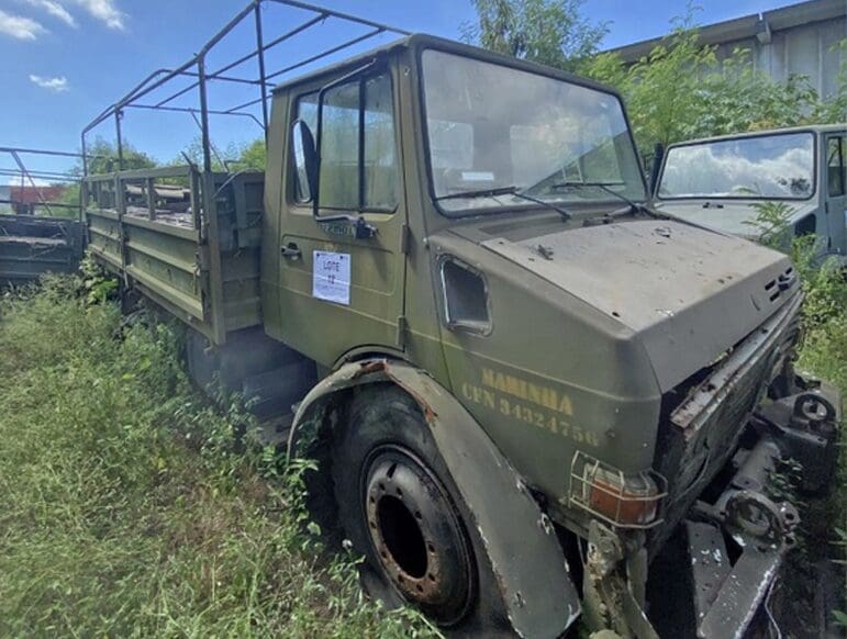 caminhão-militar-unimog-4x4-leilao-marinha-brasil