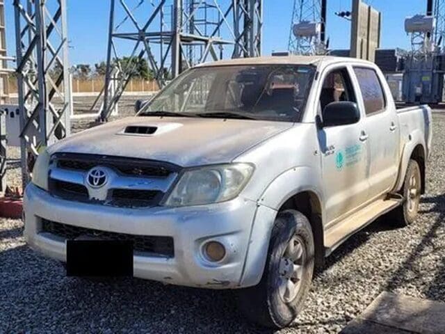 toyota hilux 4x4