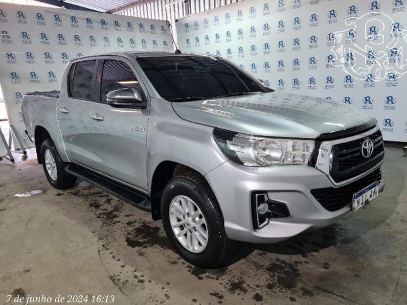 toyota-hilux-leilao-veiculos-oportunidade-investir-renda-extra