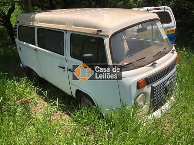 kombi-leilao-veiculos-oportunidade-investir-renda-extra
