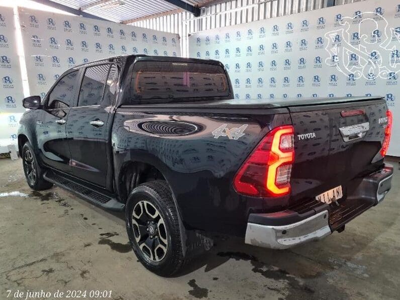 hilux-leilao-veiculos-oportunidade-investir-renda-extra
