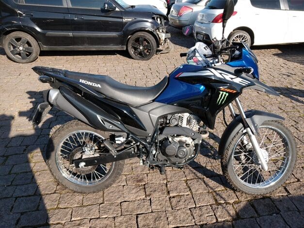 honda-xre-leilao-motos-oportunidade-investir-renda-extra
