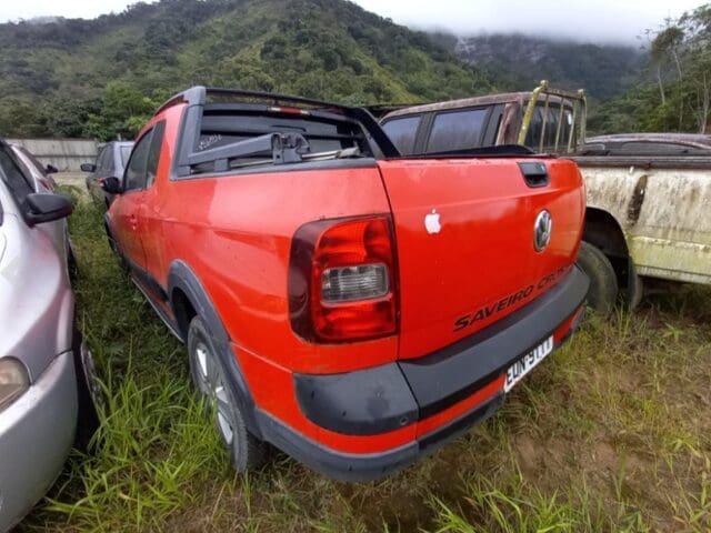 volkswagen saveiro cros no leilão da policia civil