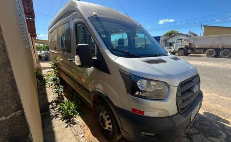 ford-transit-leilao-veiculos-oportunidade-investir-renda-extra