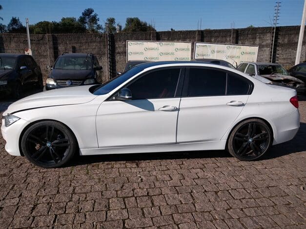 bmw-320i-leilao-veiculos-oportunidade-investir-renda-extra
