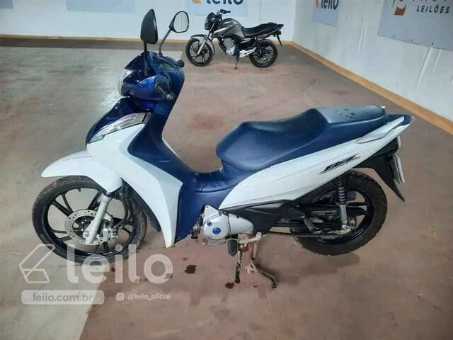 honda-biz-leilao-motos-oportunidade-investir-renda-extra
