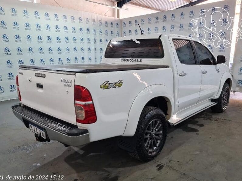 hilux-leilao-veiculos-oportunidade-investir-renda-extra