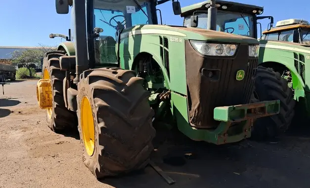 trator-agricola-jhon deere-leilão de frota da agro industria