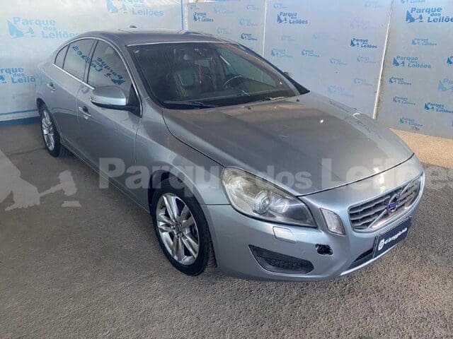 volvo-s60-leilao-veiculos-oportunidade-investir-renda-extra