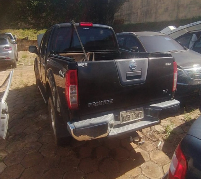 nissan-frontier-se-oportunidade-leilão-descomplicado-senad-apreendido-apreensão-celso-cunha-leilões